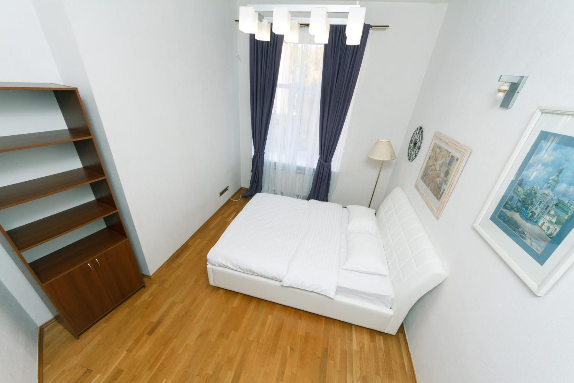 Lux Near Maidan, Khreschutyk 3Br Apartment Kiev Bagian luar foto