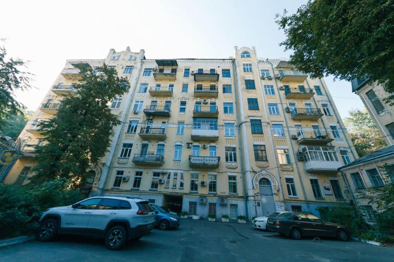 Lux Near Maidan, Khreschutyk 3Br Apartment Kiev Bagian luar foto